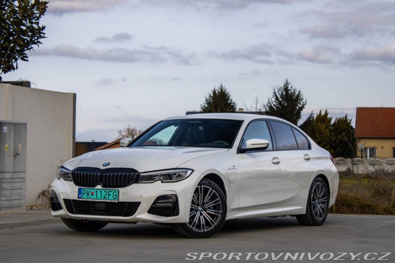 BMW 3 330e PHEV M-Paket A/T -