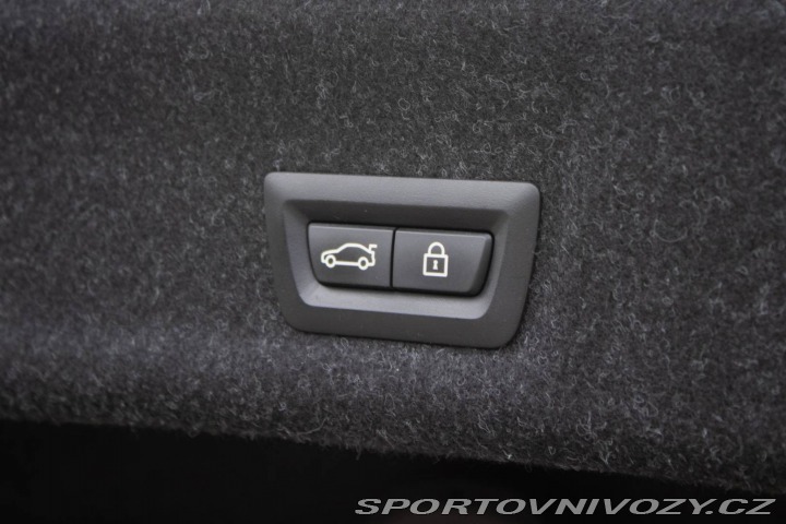 BMW 3 330e PHEV M-Paket A/T - 2020