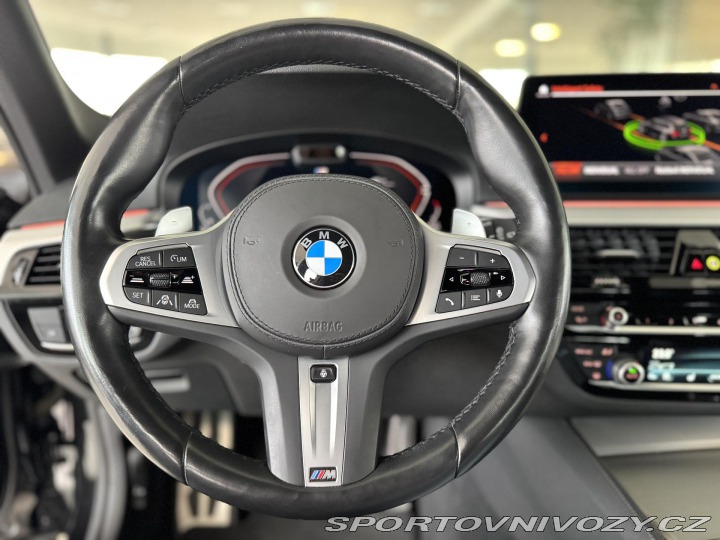 BMW 5 530d xDrive*M-SPORT*Webas 2022