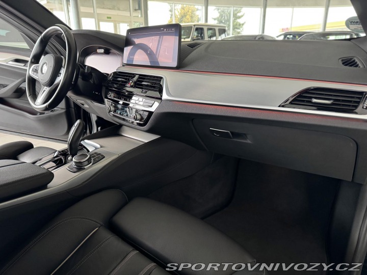 BMW 5 530d xDrive*M-SPORT*Webas 2022