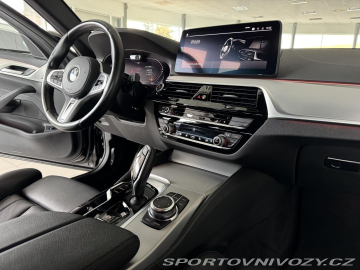 BMW 5 530d xDrive*M-SPORT*Webas 2022