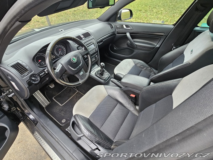 Škoda Octavia RS 2.0 TSI 2011