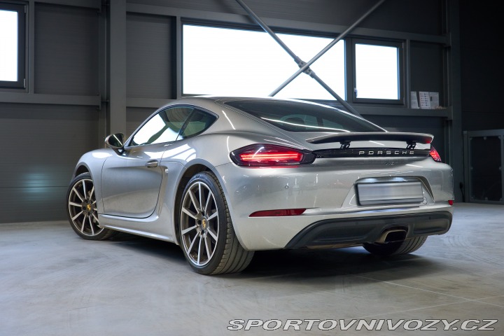 Porsche 718 Cayman 2017