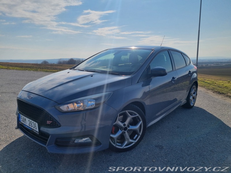 Ford Focus ST 