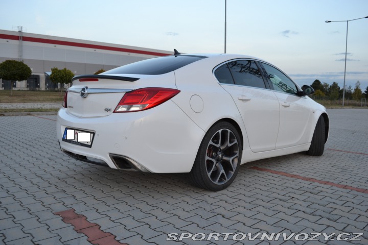 Opel Insignia OPC 2013