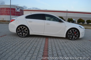Opel Insignia OPC 2013