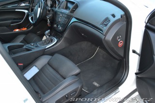 Opel Insignia OPC 2013