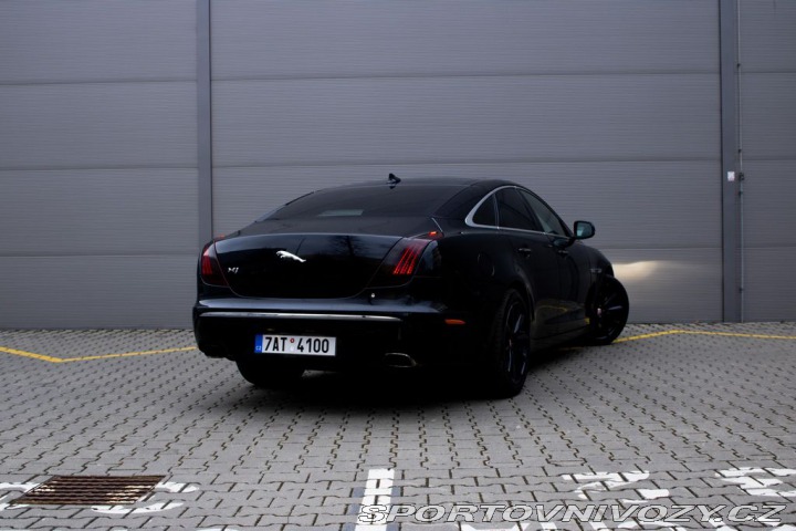 Jaguar XJ 1800