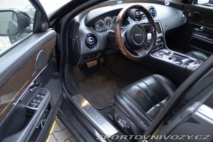 Jaguar XJ 1800
