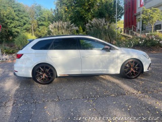 Seat Leon R ST 4x4 carbon edition. 2020