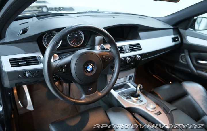 BMW M5 Touring E61 2009