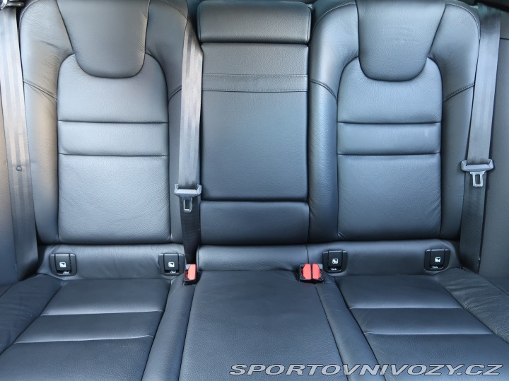 Volvo S60 T8 Recharge AWD 2021