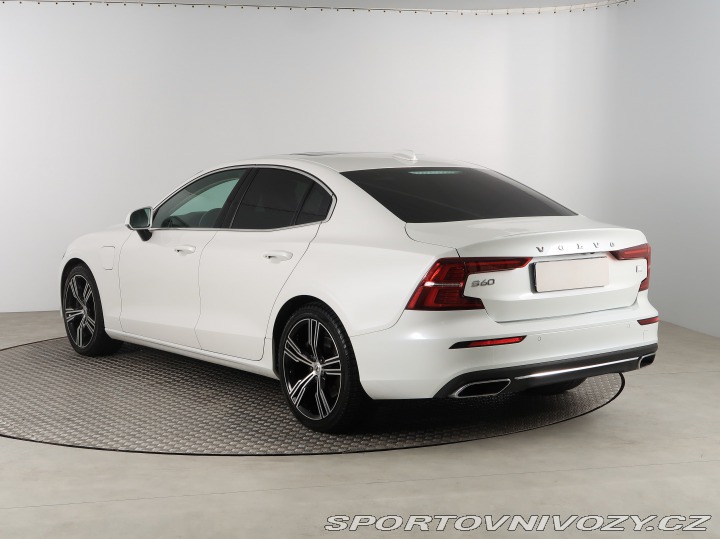 Volvo S60 T8 Recharge AWD 2021