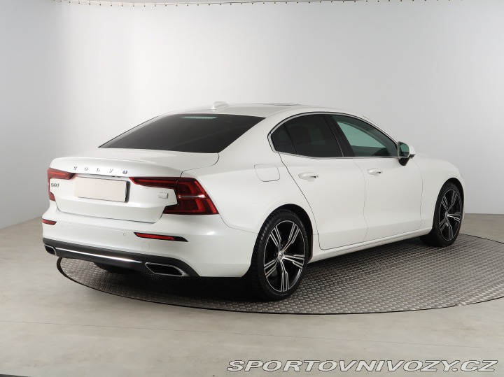 Volvo S60 T8 Recharge AWD 2021