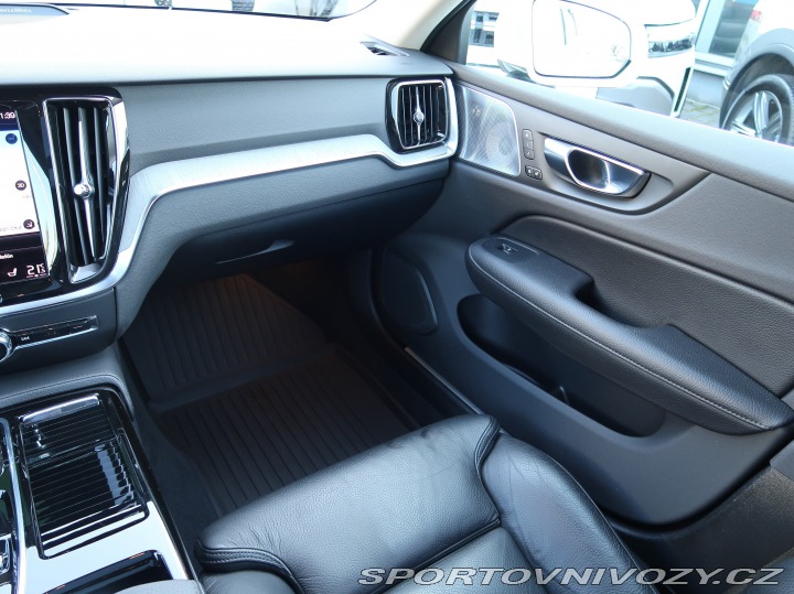 Volvo S60 T8 Recharge AWD 2021