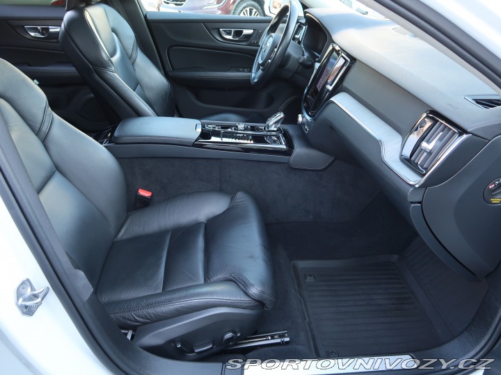 Volvo S60 T8 Recharge AWD 2021