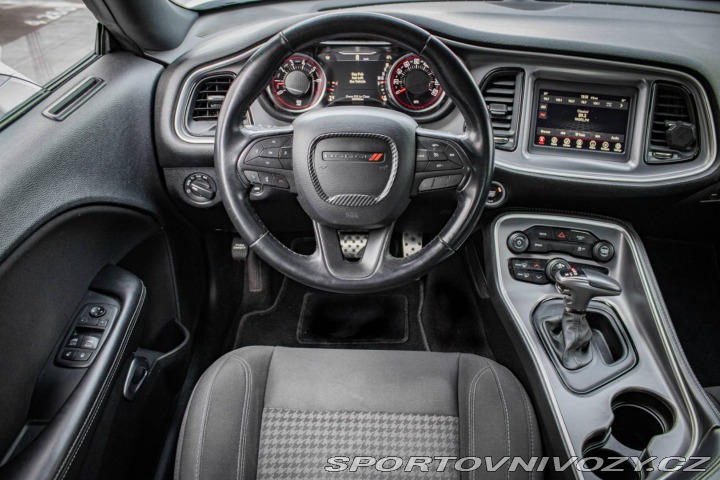 Dodge Challenger 3.6L A/T 2019