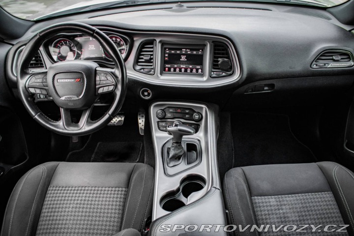 Dodge Challenger 3.6L A/T 2019