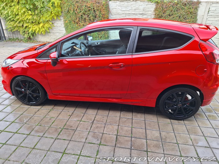 Ford Fiesta ST ST 180 2015