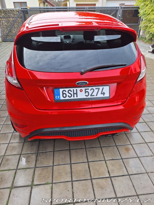 Ford Fiesta ST ST 180 2015