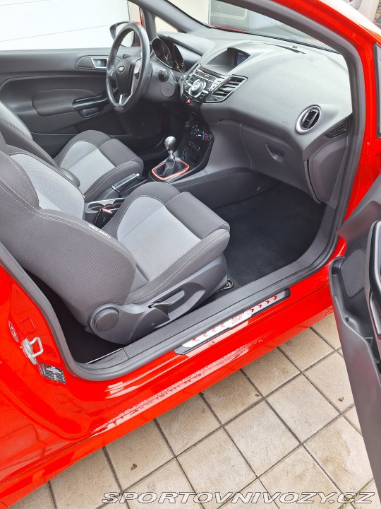 Ford Fiesta ST ST 180 2015