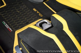 Lamborghini Huracán STO Ad-Personam LIFT 5L-Z 2022