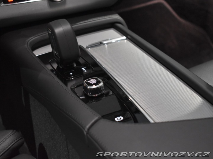 Volvo Ostatní modely XC90 T8 AWD ULTIMATE panorama 2024