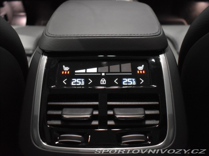 Volvo Ostatní modely XC90 T8 AWD ULTIMATE panorama 2024