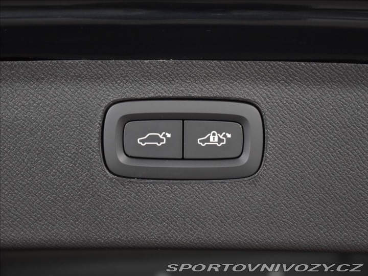 Volvo Ostatní modely XC90 T8 AWD ULTIMATE panorama 2024