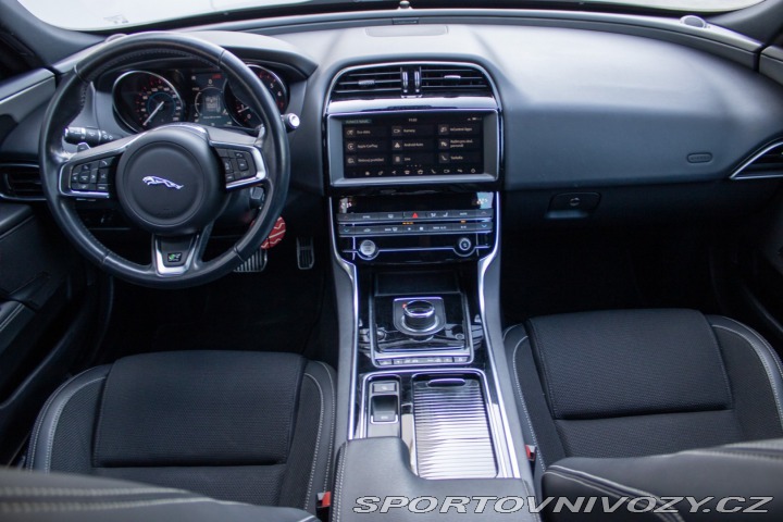 Jaguar XE 2.0 I4P R-Sport AT 2019