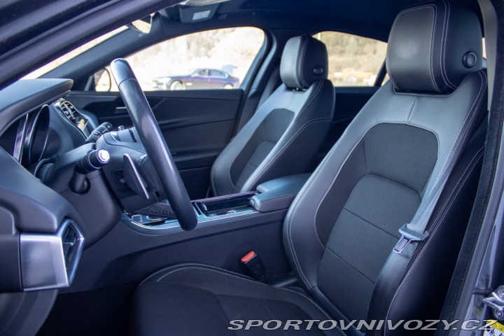 Jaguar XE 2.0 I4P R-Sport AT 2019