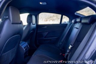 Jaguar XE 2.0 I4P R-Sport  AT 2019