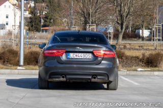 Jaguar XE 2.0 I4P R-Sport  AT 2019