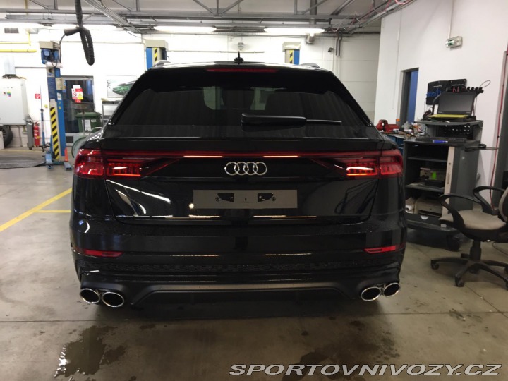Audi SQ8 2020