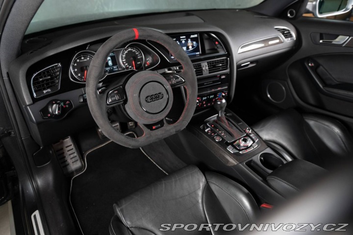 Audi RS4 RS4 4.2 FSI quattro 2013