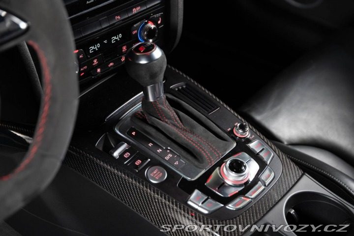 Audi RS4 RS4 4.2 FSI quattro 2013
