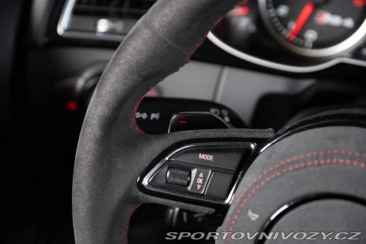 Audi RS4 RS4 4.2 FSI quattro 2013