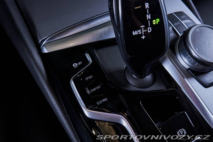 BMW 5 530d mHEV xDrive A/T 2020