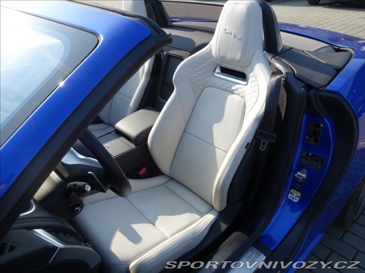 Jaguar F-Type 5,0 P450 V8 R-Dynamic RWD 2022