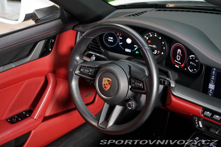 Porsche 911 Targa 4S Bose Chrono Záru 2021