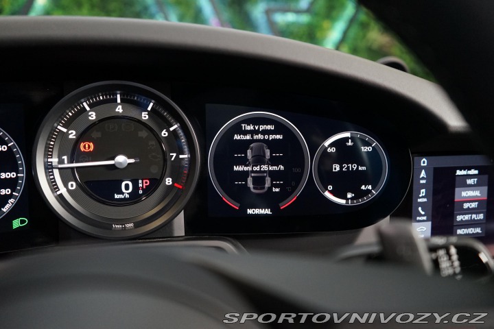 Porsche 911 Targa 4S Bose Chrono Záru 2021
