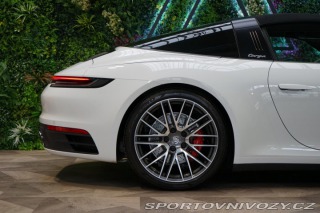 Porsche 911 Targa 4S Bose Chrono Záru 2021