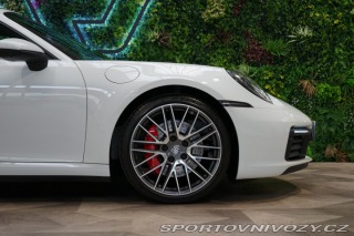 Porsche 911 Targa 4S Bose Chrono Záru 2021