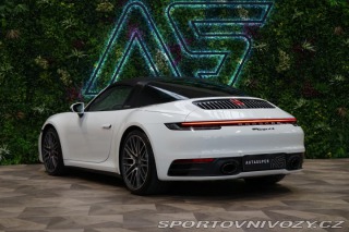 Porsche 911 Targa 4S Bose Chrono Záru 2021