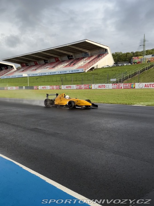 Formule Ostatní modely Formule Renault 2.0 2010