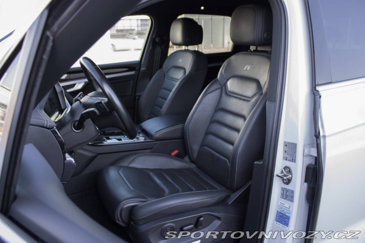 Volkswagen Ostatní modely Touareg 3.0 V6 TDI SCR 286k R-Li 2018