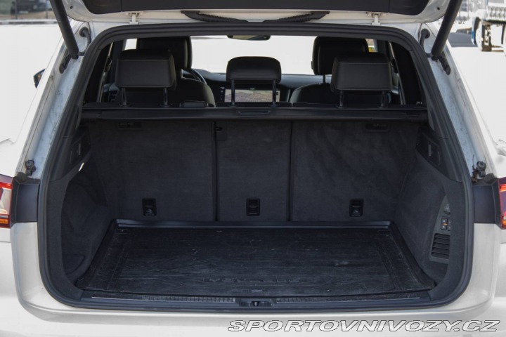 Volkswagen Ostatní modely Touareg 3.0 V6 TDI SCR 286k R-Li 2018