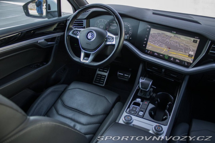 Volkswagen Ostatní modely Touareg 3.0 V6 TDI SCR 286k R-Li 2018