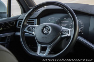 Volkswagen Ostatní modely Touareg  3.0 V6 TDI SCR 286k R-Li 2018