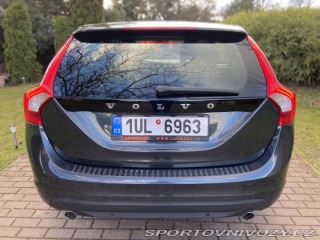 Volvo V60 2,4D 158kw 2014